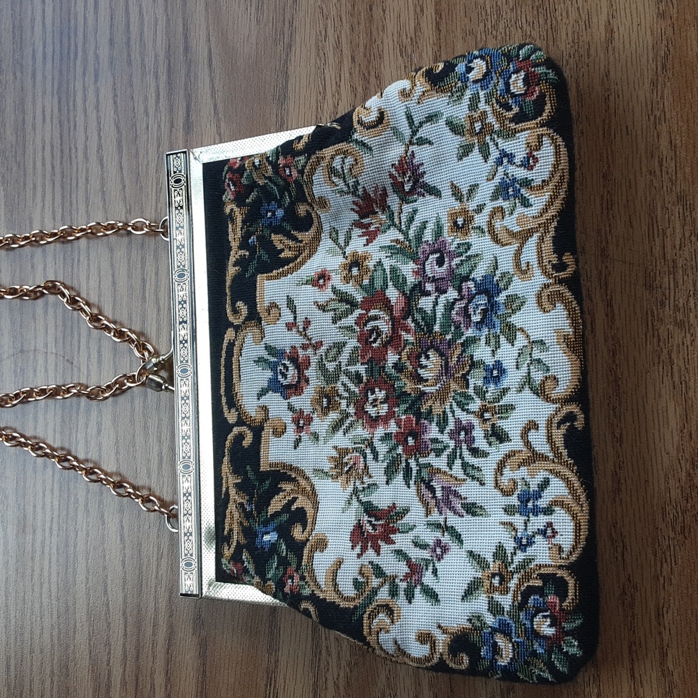 COPY - Tapestry purse - Picture 12 of 12